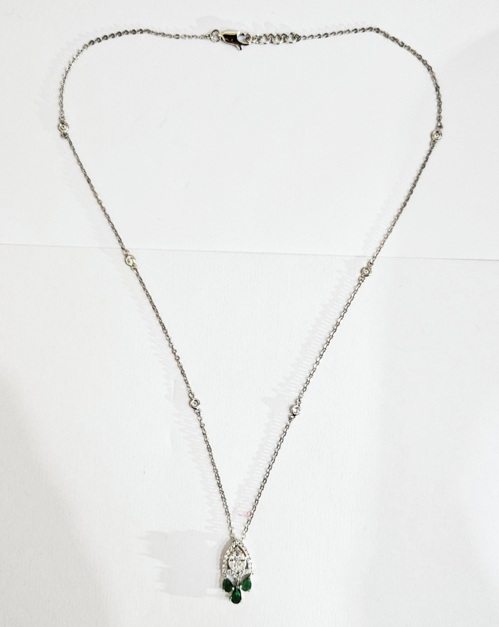 The Dewdrop Pendant Necklace