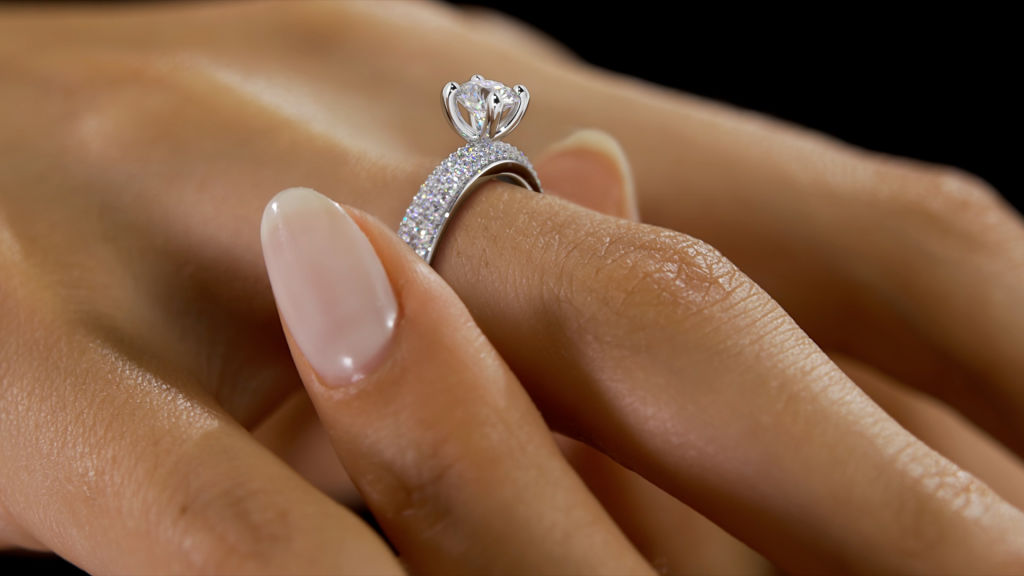 Closeup Of Platinum Diamond Ring With Single Stone Stock Photo - Download  Image Now - iStock