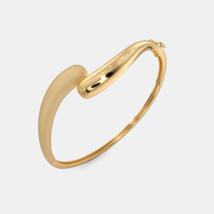 The Limra Oval Bangle
