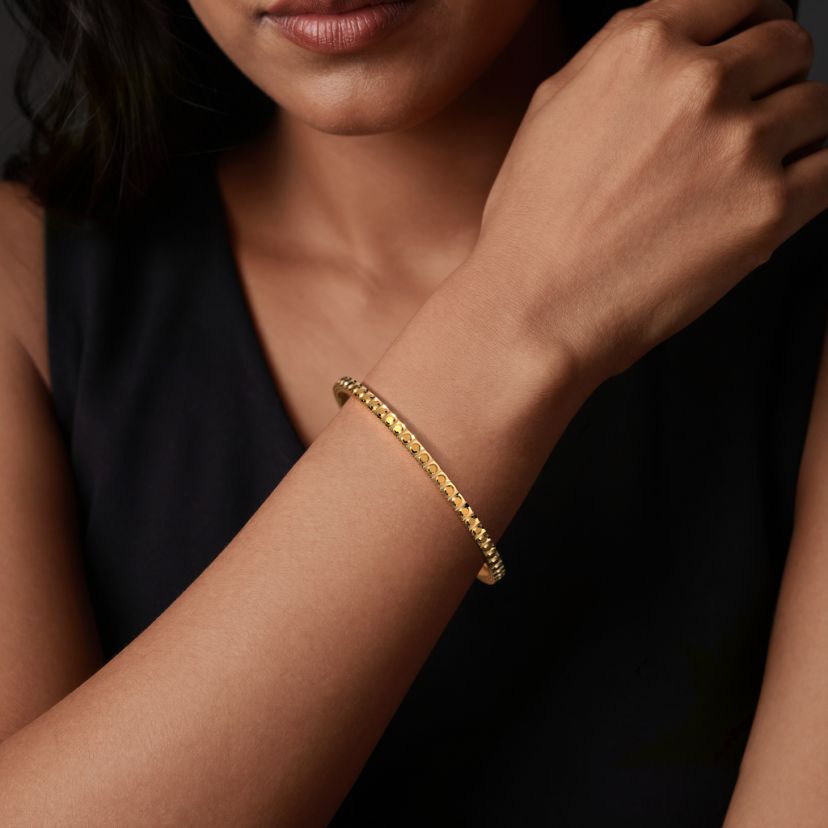 The Zelure Round Bangle - image 3