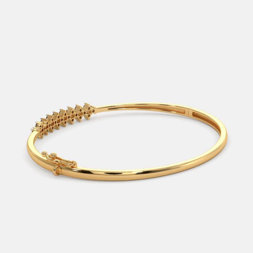 The Gracia Oval Bangle - Side View