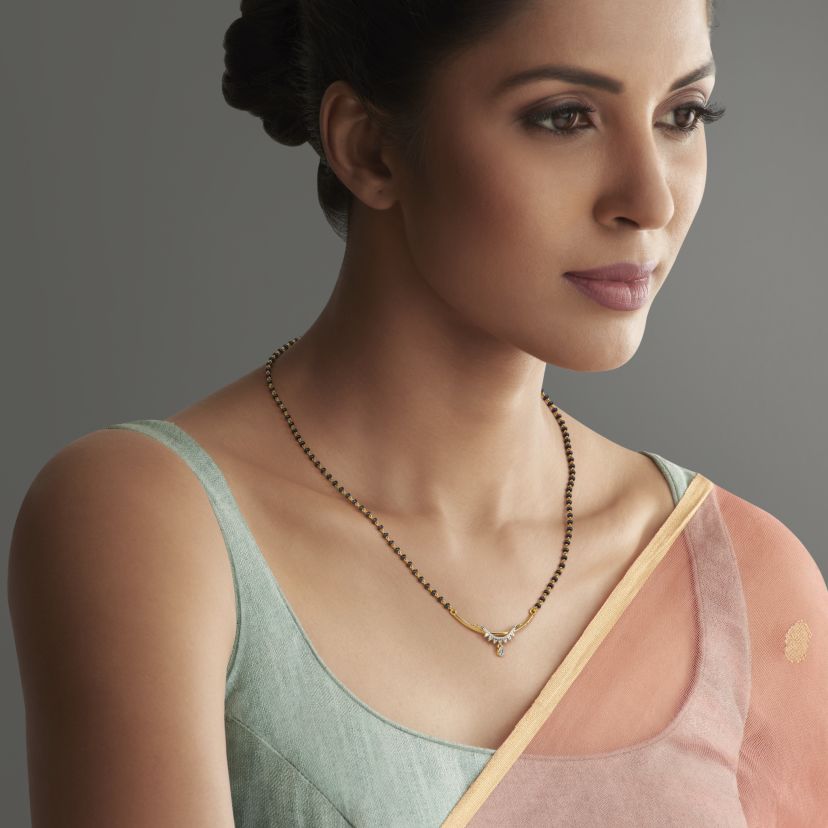 The Hiya Mangalsutra Pendant - image 3